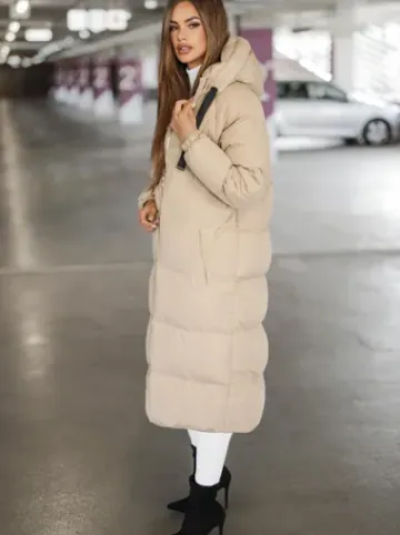 Kurtka zimowa damska długa pikowana beżowa JS/5M3163/62Z^Ozonee Fashion