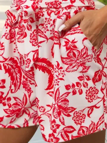Luźne spodenki damskie biało-czerwone O/YH77939^Ozonee Fashion