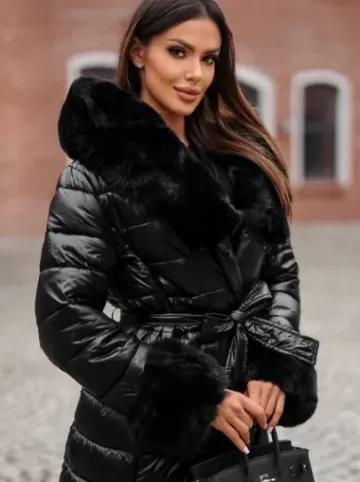 Płaszcz zimowy damski z futerkiem czarny JS/5M3160/392Z^Ozonee Online