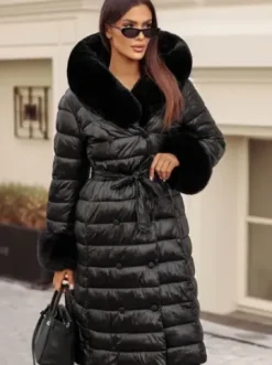 Płaszcz zimowy damski z futerkiem czarny JS/5M3160/392Z^Ozonee Outlet